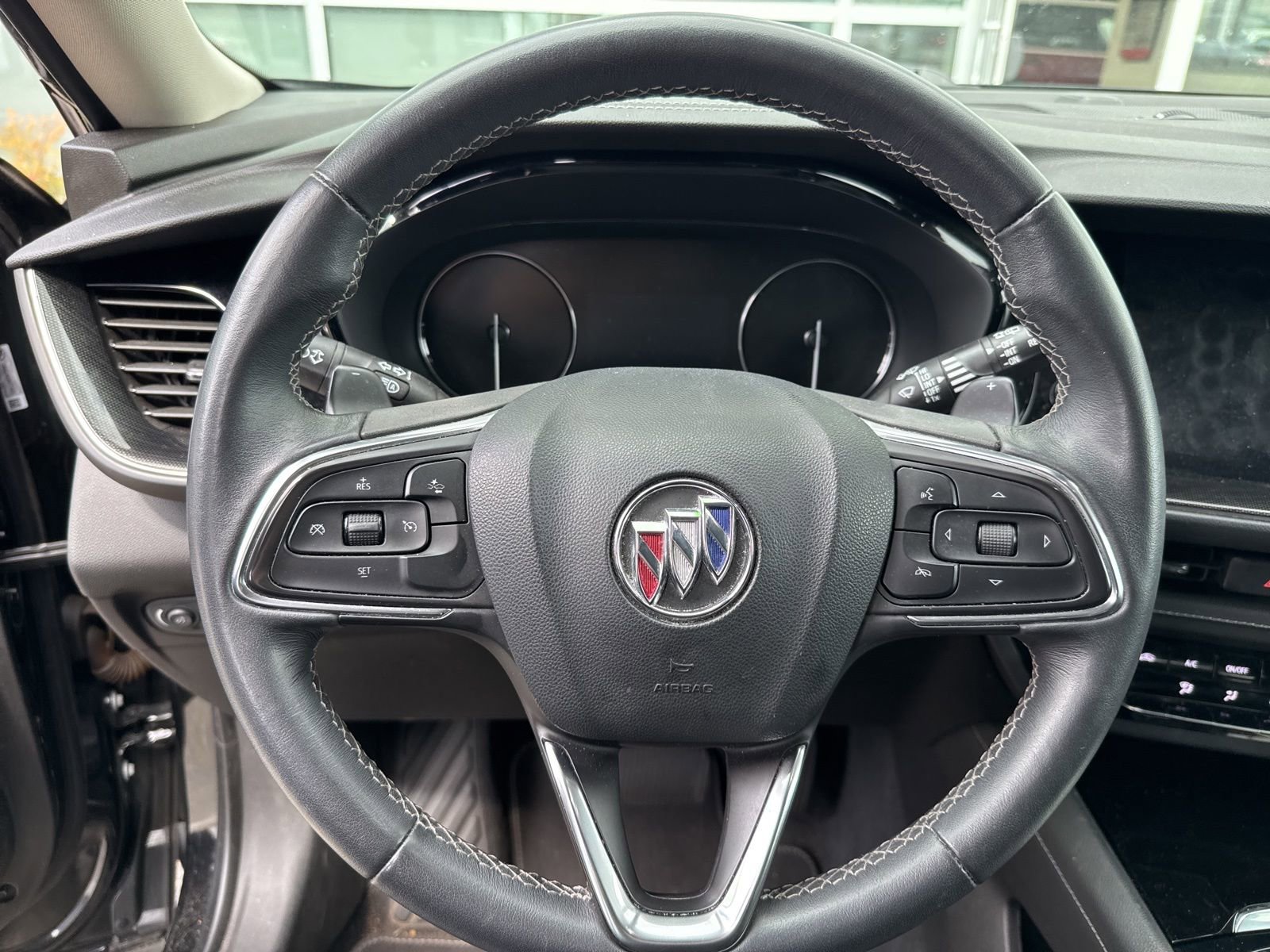 Used 2021 Buick Envision Preferred FWD image 11