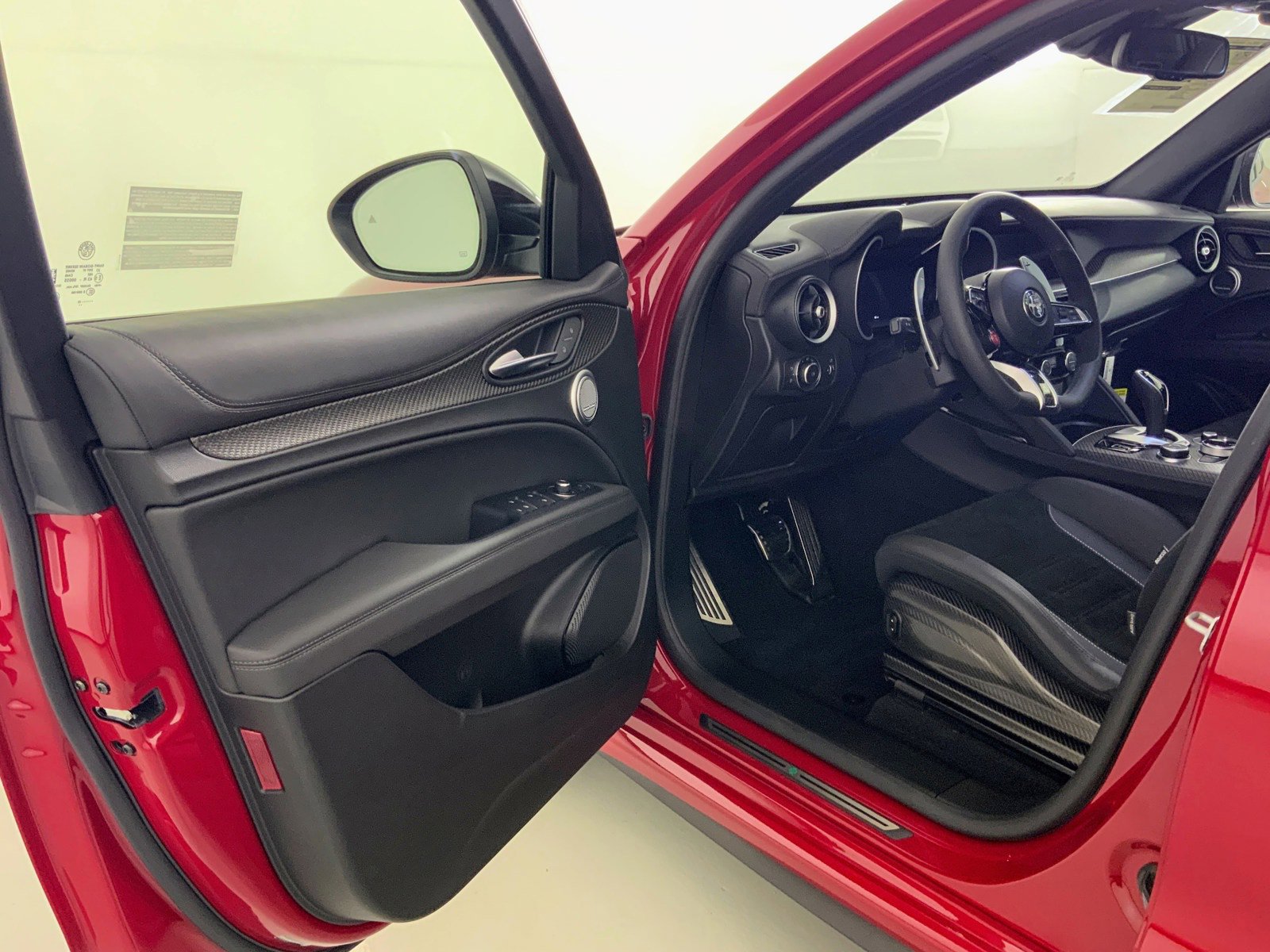 Used 2024 Alfa Romeo Stelvio Quadrifoglio w/ Active Assist Plus Package image 23