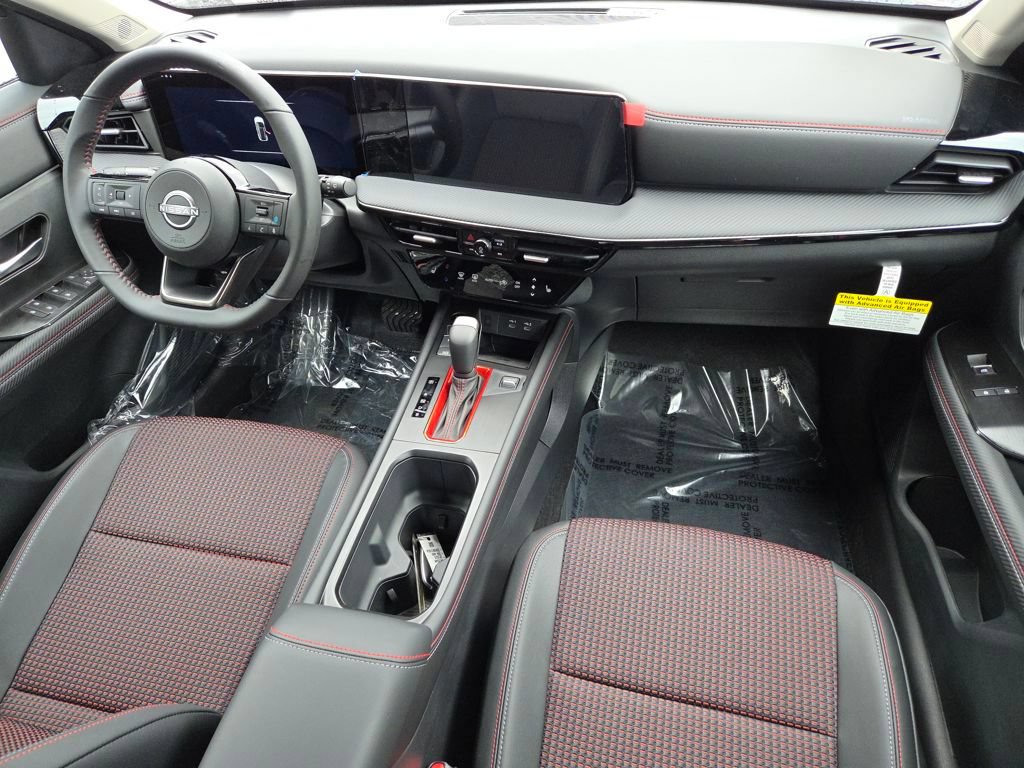 New 2026 Nissan Kicks SR w/ Cold Weather Package AWD/4WD image 32
