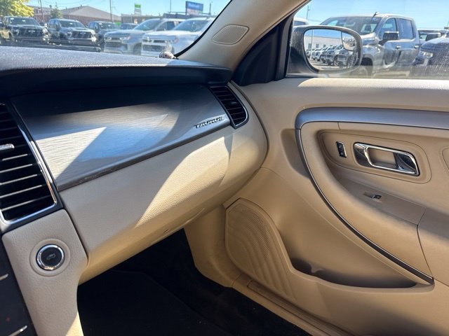 Used 2015 Ford Taurus SEL w/ Equipment Group 201A FWD image 14