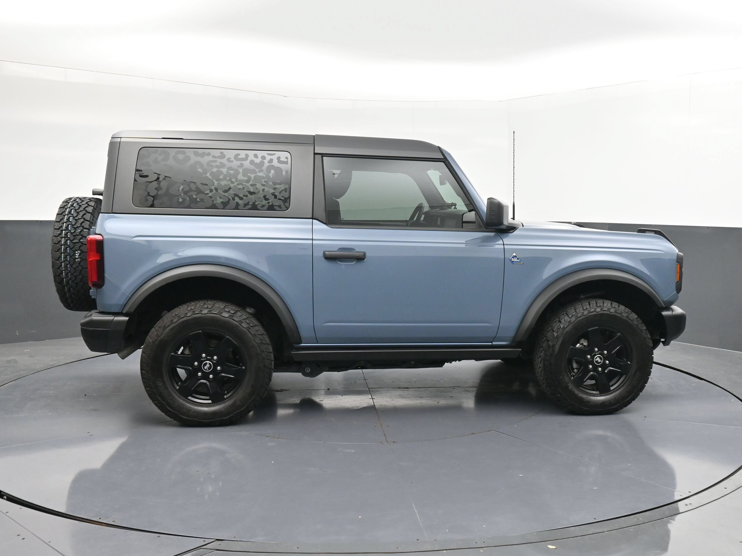 Used 2024 Ford Bronco Black Diamond AWD/4WD image 9