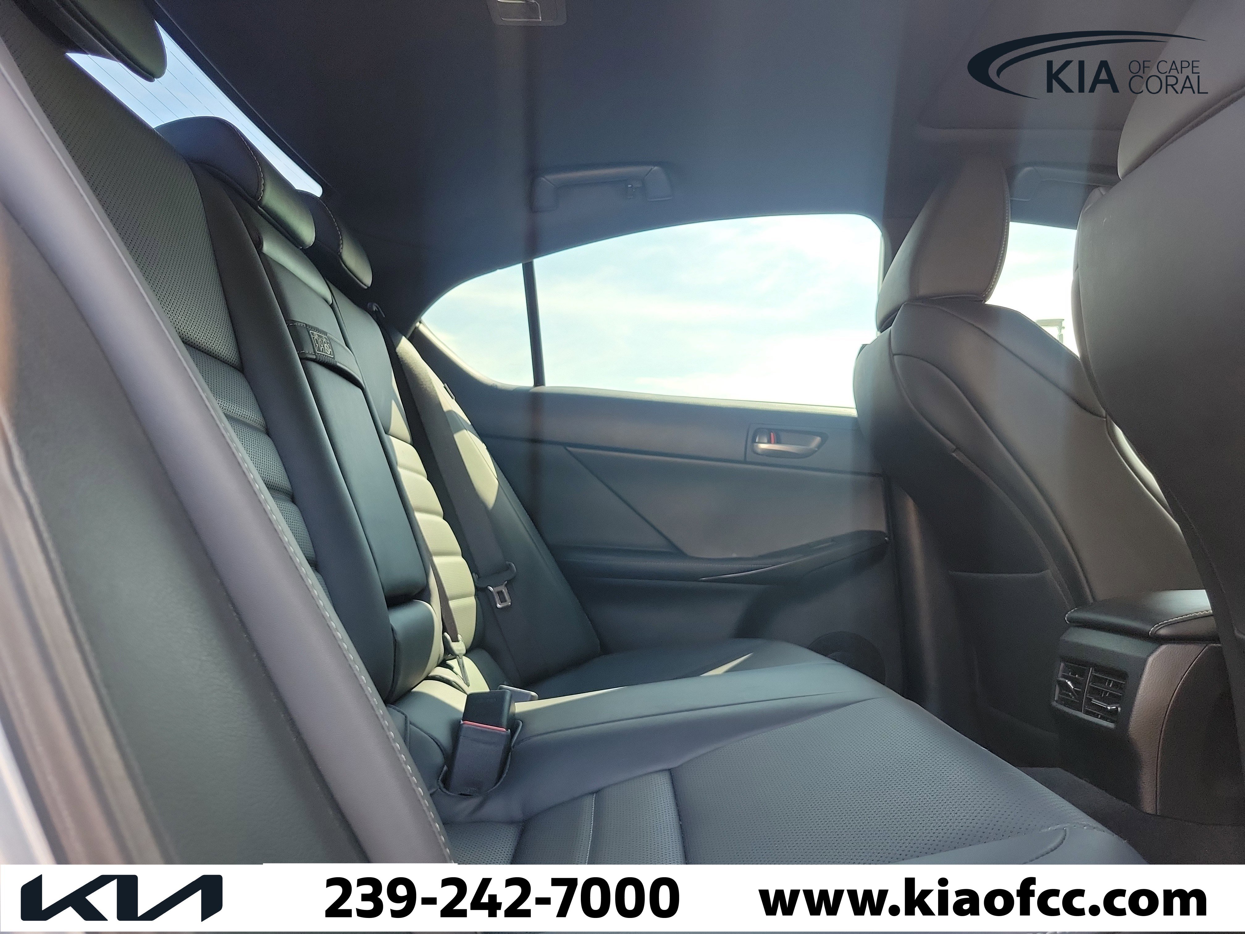 Used 2022 Lexus IS 350 F Sport w/ Navigation Package RWD image 14