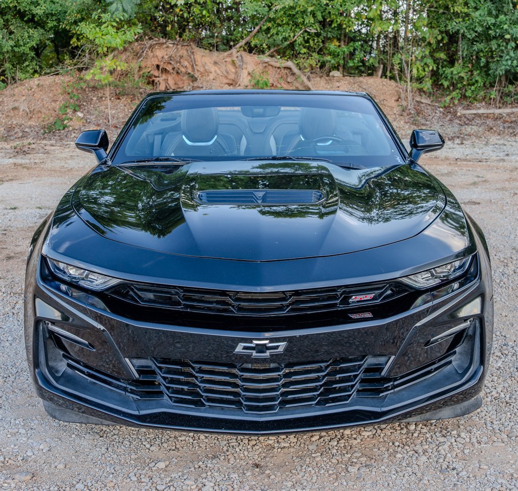 Used 2019 Chevrolet Camaro SS w/ LPO, Camaro Insignia Package RWD image 11