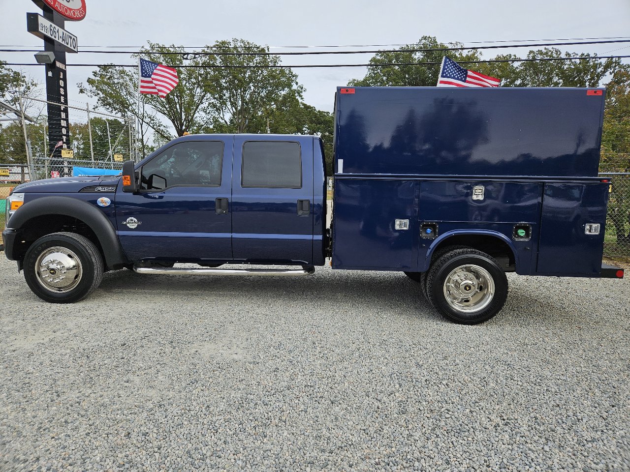 Used 2011 Ford F450 XL w/ PWR Equipment Group image 2