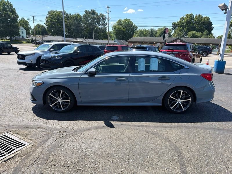 Used 2024 Honda Civic Touring image 4