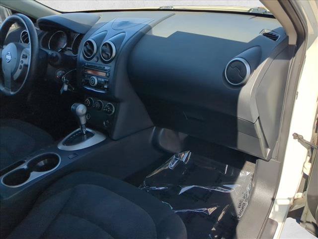 Used 2013 Nissan Rogue S AWD/4WD image 19
