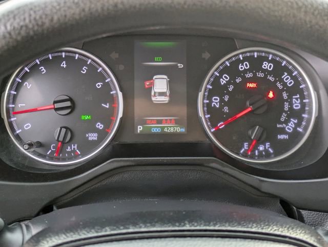 Used 2019 Toyota RAV4 XLE image 21