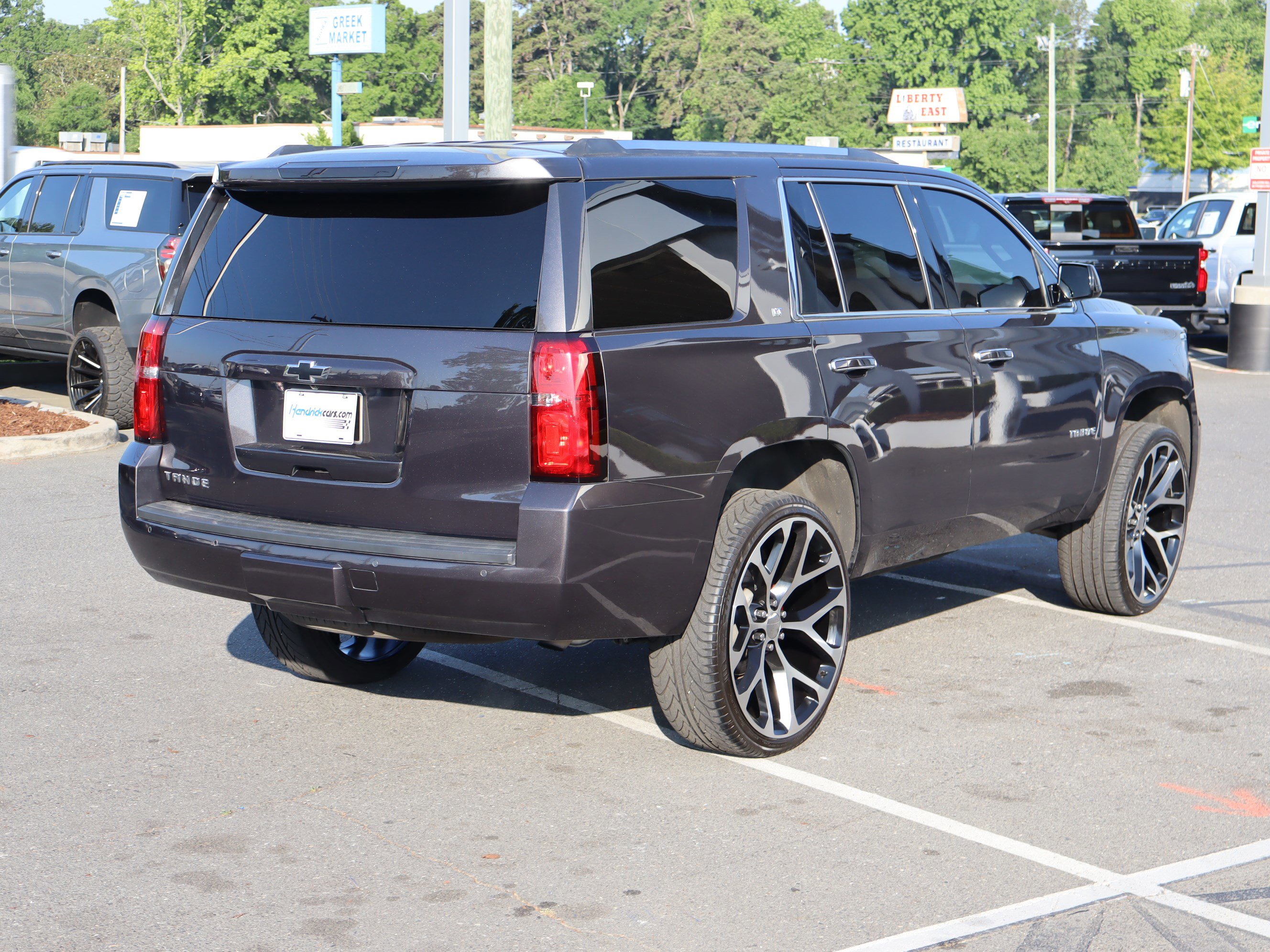 Used 2016 Chevrolet Tahoe LT RWD image 10