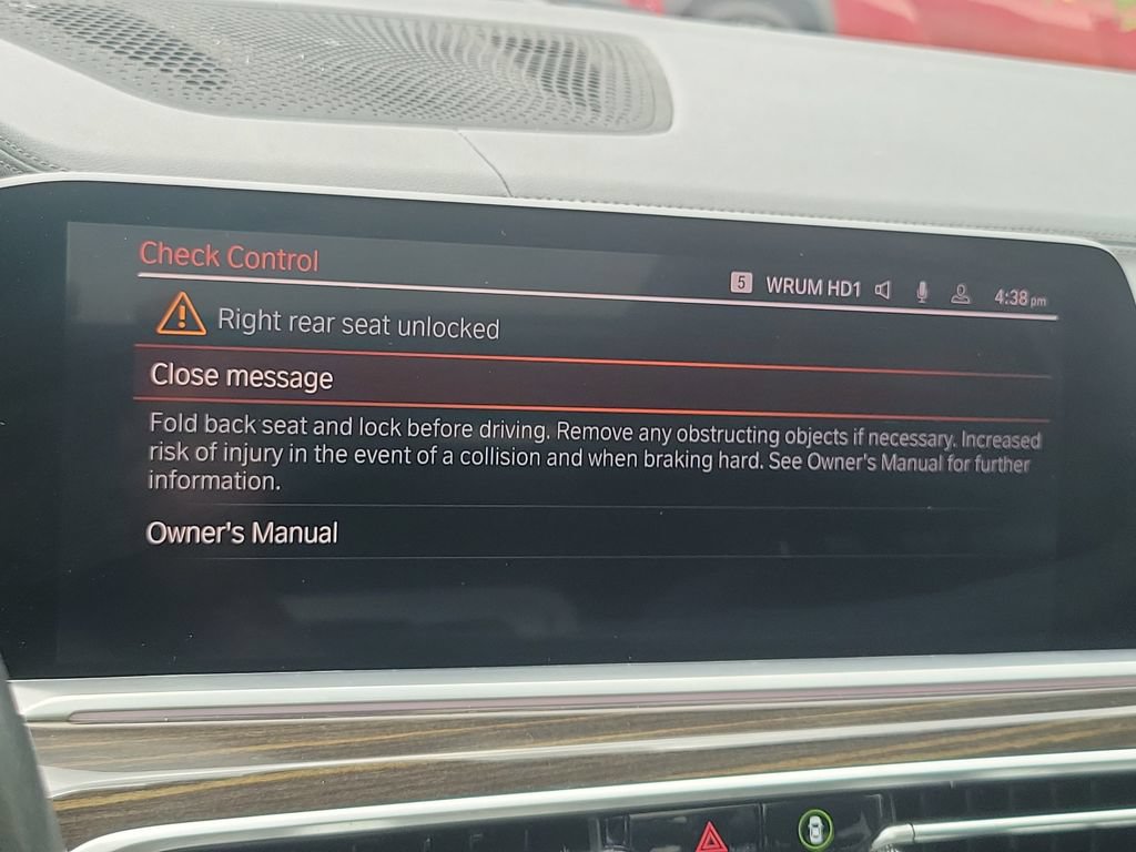 Used 2020 BMW X7 xDrive40i w/ Premium Package AWD/4WD image 25