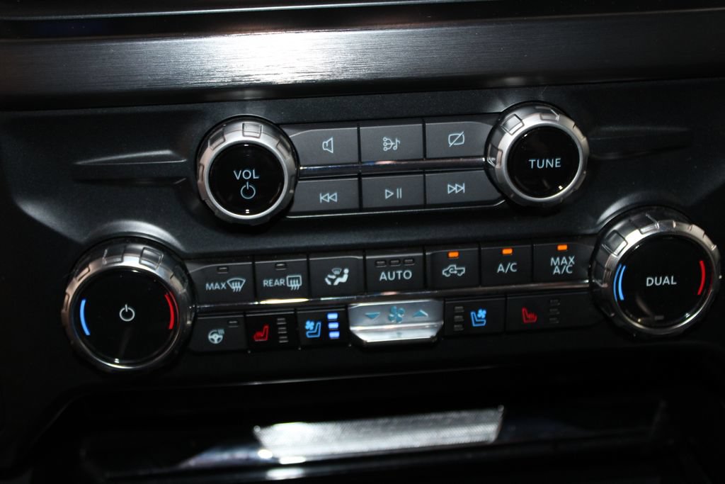 Used 2023 Ford F250 Lariat w/ Lariat Ultimate Package AWD/4WD image 49