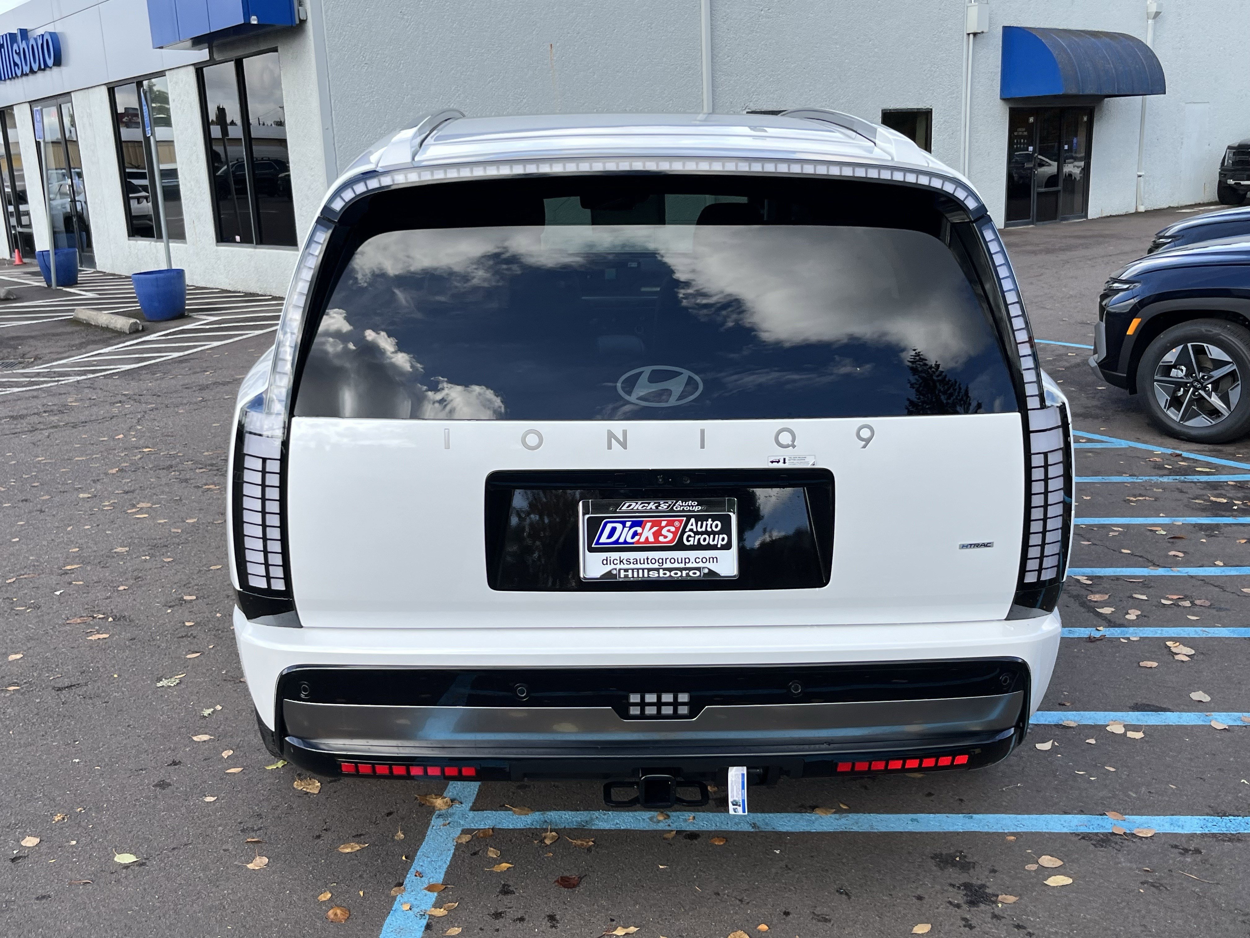 New 2026 Hyundai Ioniq 9 Calligraphy image 4