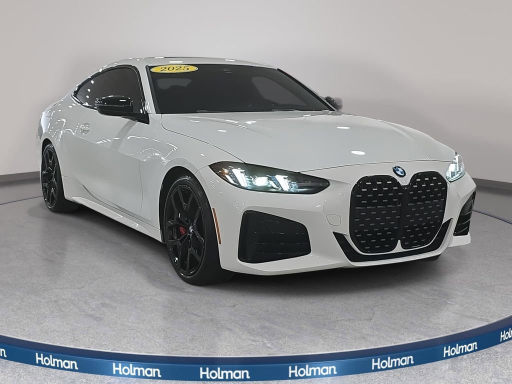 Used 2025 BMW 430i Coupe w/ M Sport Package RWD image 4