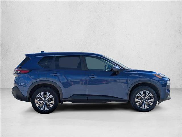 Used 2023 Nissan Rogue SV image 4
