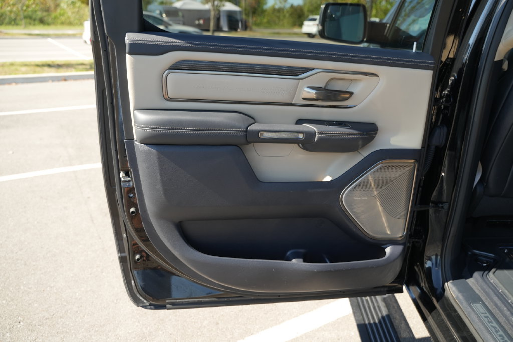 Used 2020 RAM 1500 Limited AWD/4WD image 19
