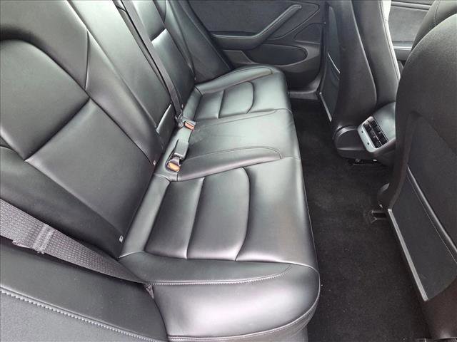 Used 2019 Tesla Model 3 Standard Range Plus image 19