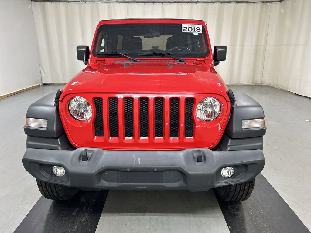 Used 2019 Jeep Wrangler Unlimited Sport S AWD/4WD image 3