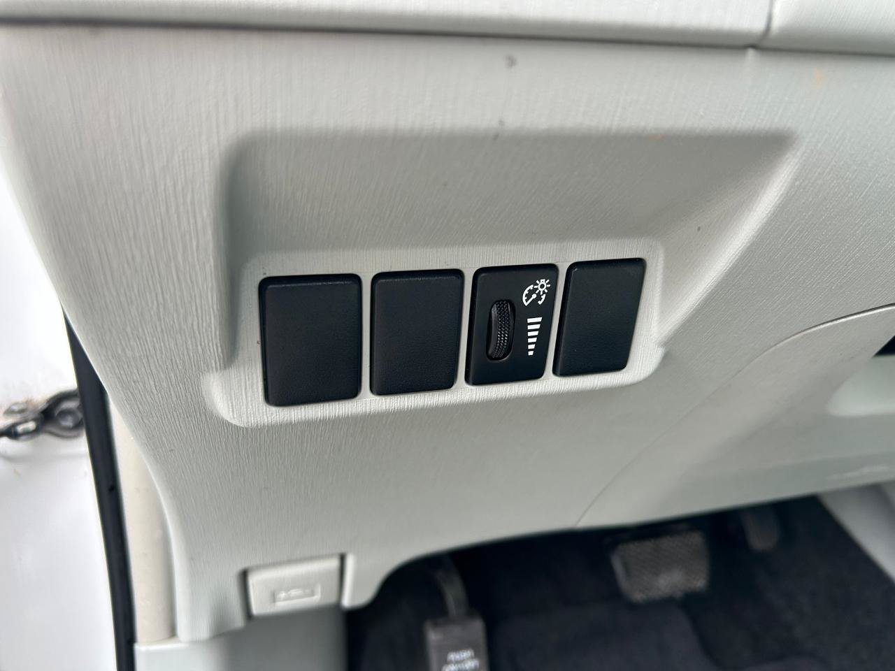 Used 2012 Toyota Prius V Three FWD image 11