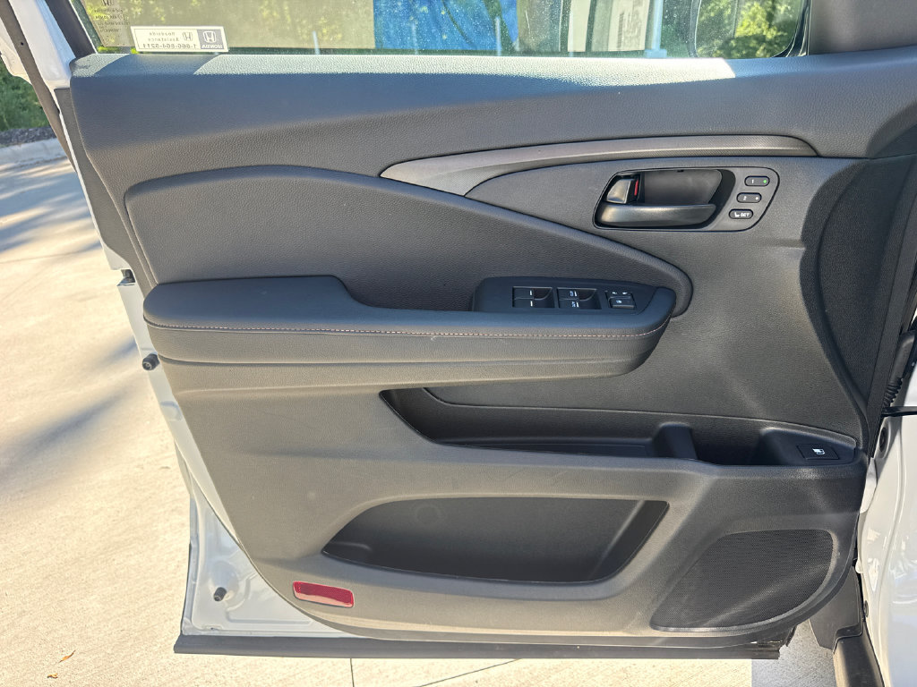 Certified 2026 Honda Ridgeline TrailSport image 14