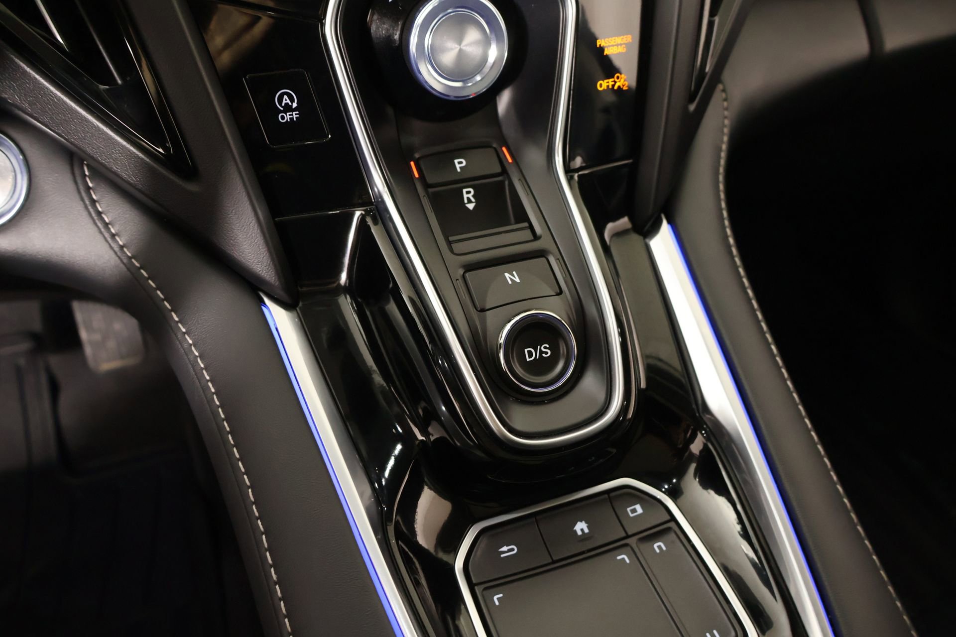 Used 2023 Acura RDX w/ Technology Package image 9