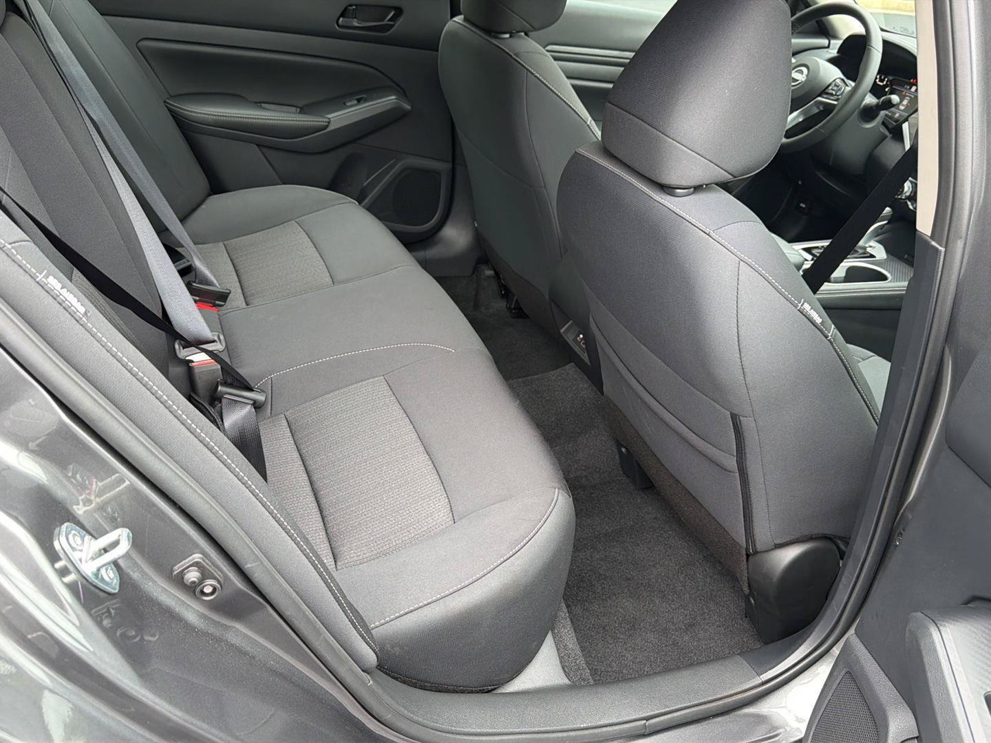Used 2025 Nissan Altima 2.5 SV w/ SV Premium Package AWD/4WD image 19