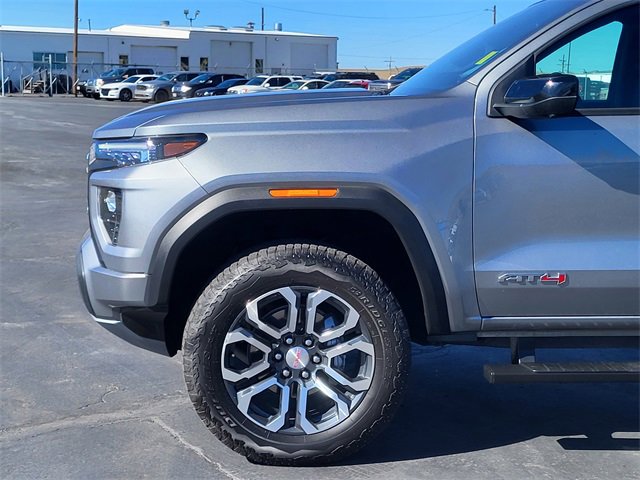 Used 2023 GMC Canyon AT4 w/ AT4 Premium Package image 9