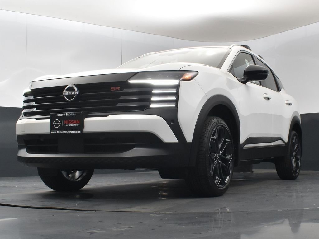 New 2026 Nissan Kicks SR w/ Illumination Package FWD image 38