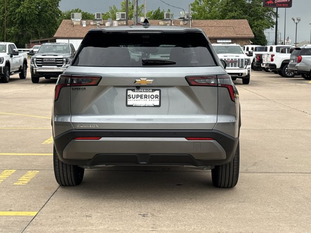 New 2026 Chevrolet Equinox LT w/ Convenience Package II FWD image 4