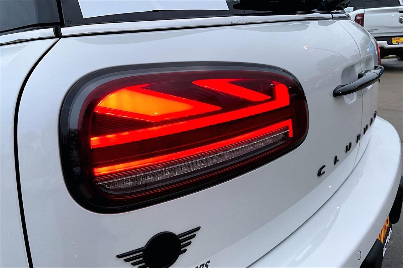 Used 2024 MINI Cooper Clubman S image 24