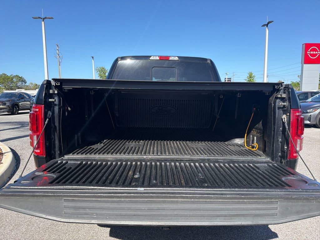 Used 2016 Ford F150 Lariat image 9