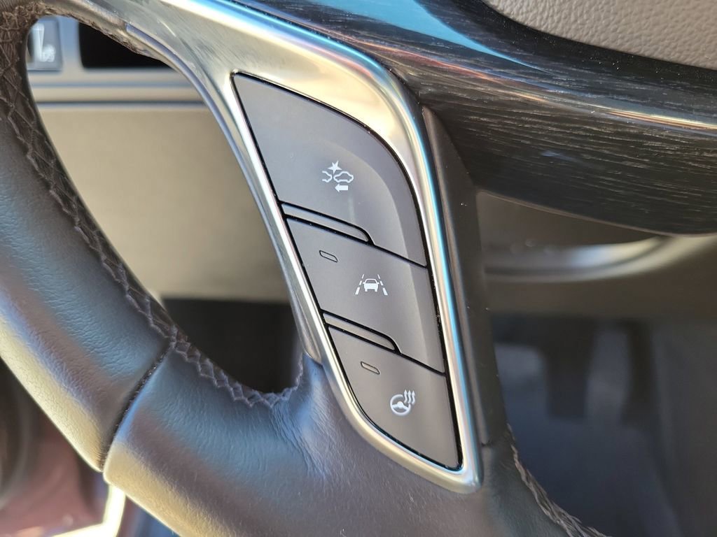 Certified 2022 Cadillac XT5 Premium Luxury w/ LPO, Floor Liner Package FWD image 24