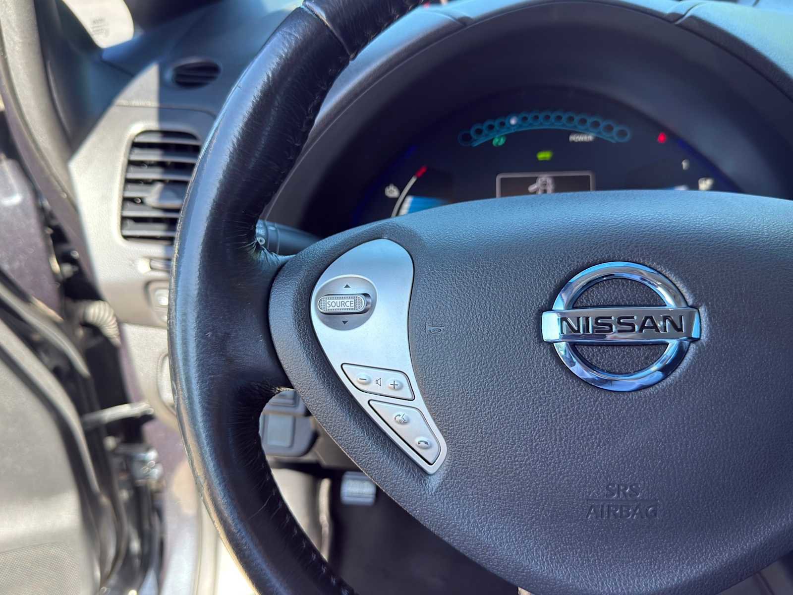 Used 2013 Nissan Leaf S w/ Charger Pkg FWD image 16