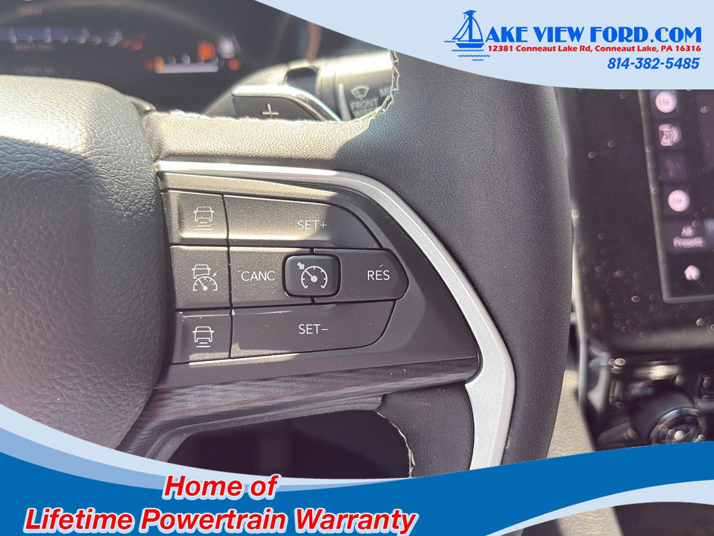 Used 2023 Jeep Grand Cherokee Laredo image 22