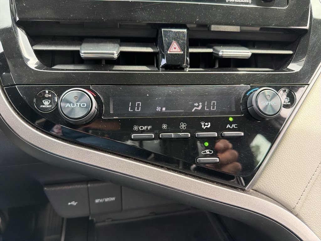 Used 2024 Toyota Camry LE FWD image 16