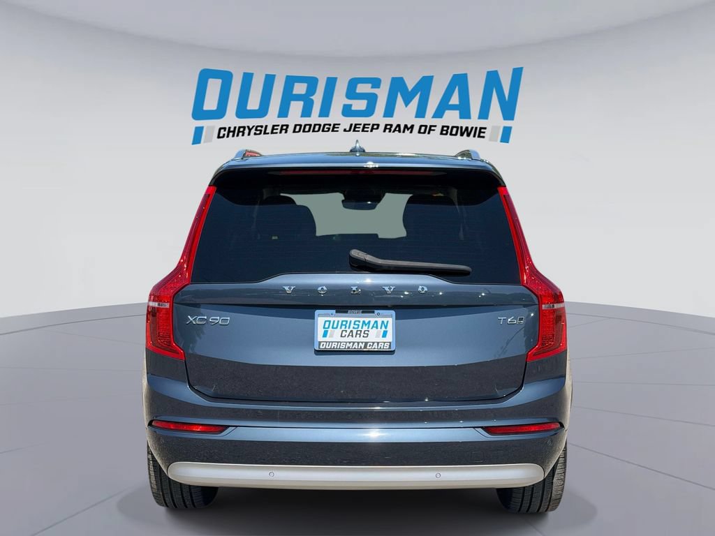 Used 2022 Volvo XC90 T6 Momentum w/ Advanced Package AWD/4WD image 3