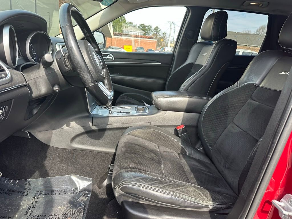 Used 2012 Jeep Grand Cherokee SRT8 w/ Luxury Group II AWD/4WD image 11
