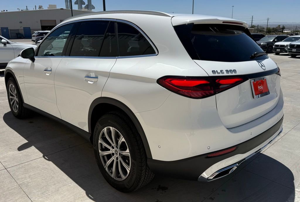 Used 2026 Mercedes-Benz GLC 300 4MATIC image 7