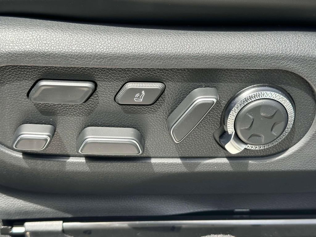 New 2024 Genesis GV60 Performance AWD/4WD image 18