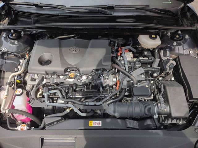 Used 2025 Toyota Camry SE w/ Convenience Package FWD image 35