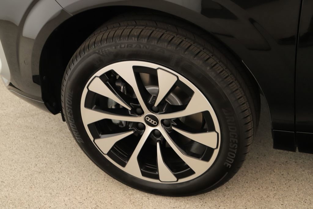 New 2026 Audi Q3 quattro 2.0T image 29