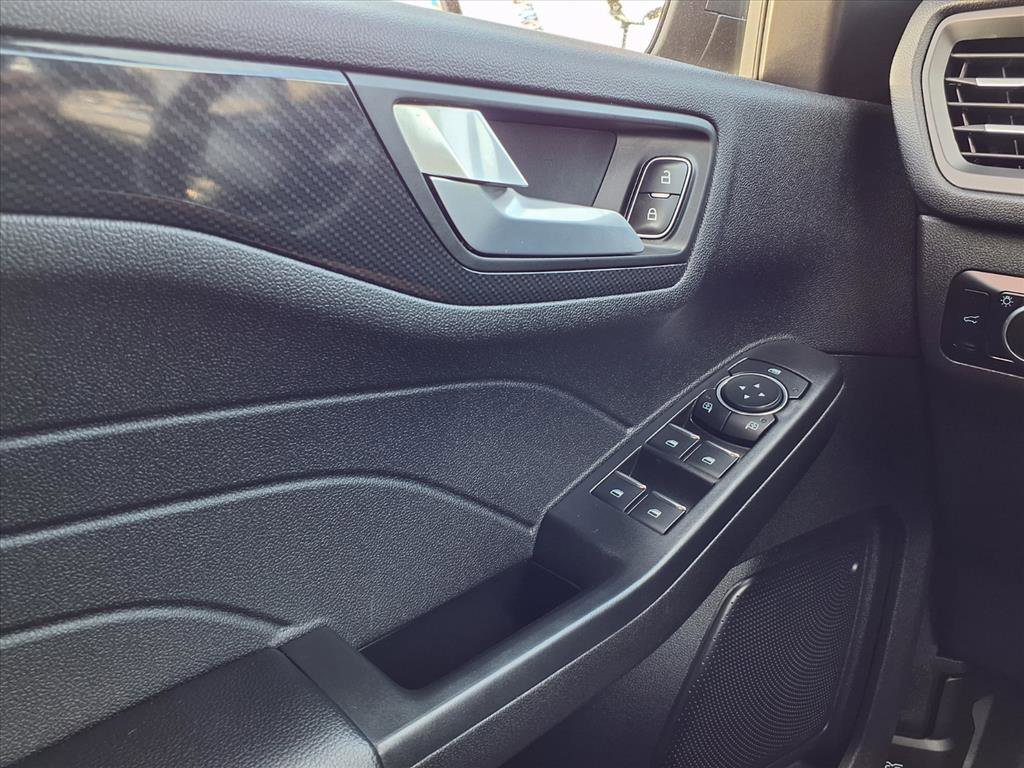 Used 2023 Ford Escape ST-Line w/ Tech Pack #1 image 19