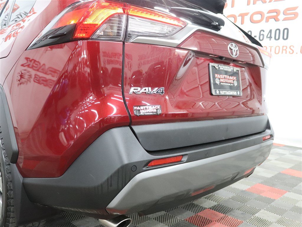 Used 2019 Toyota RAV4 Limited AWD/4WD image 7