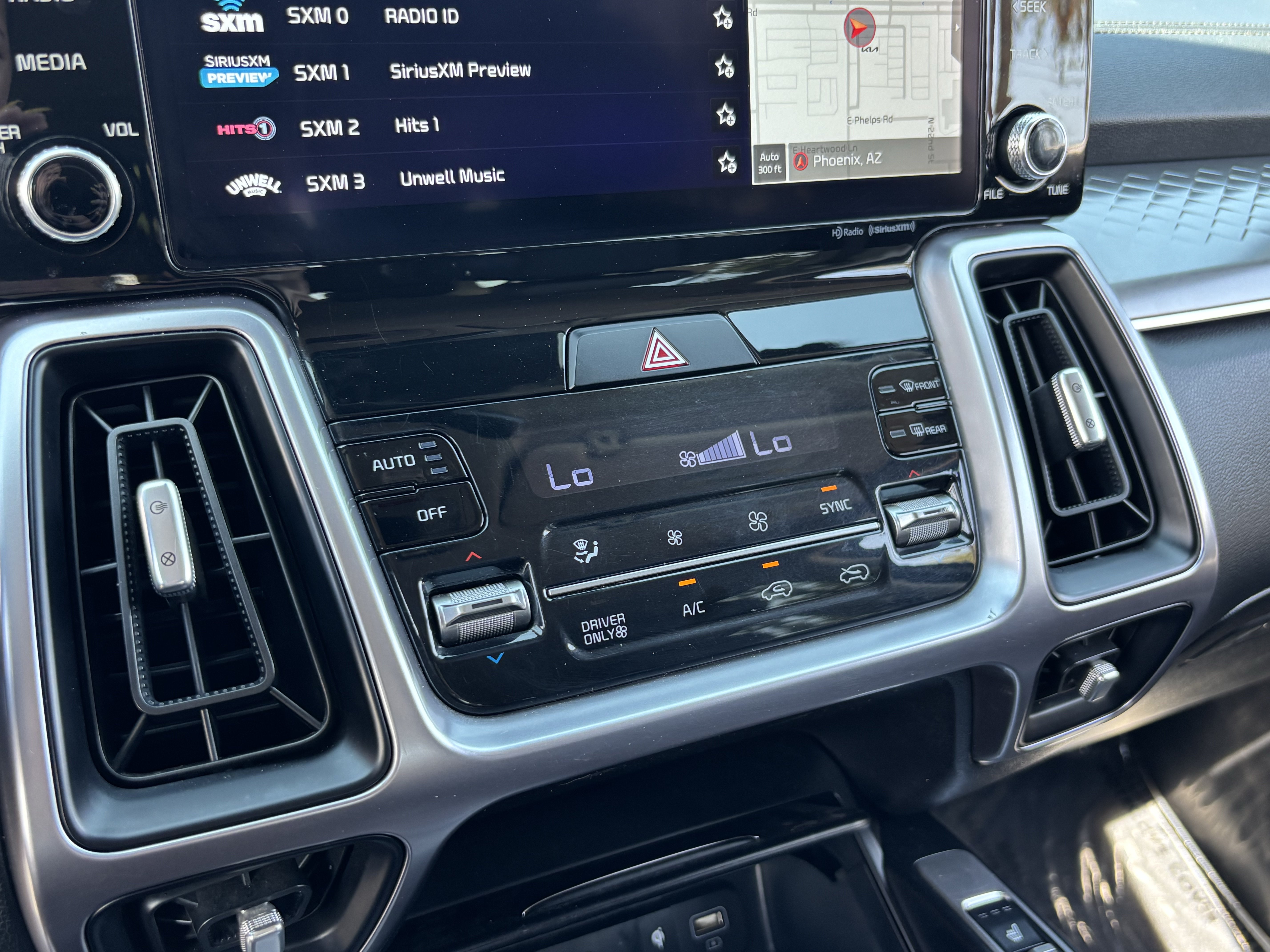 Certified 2023 Kia Sorento EX AWD/4WD image 22