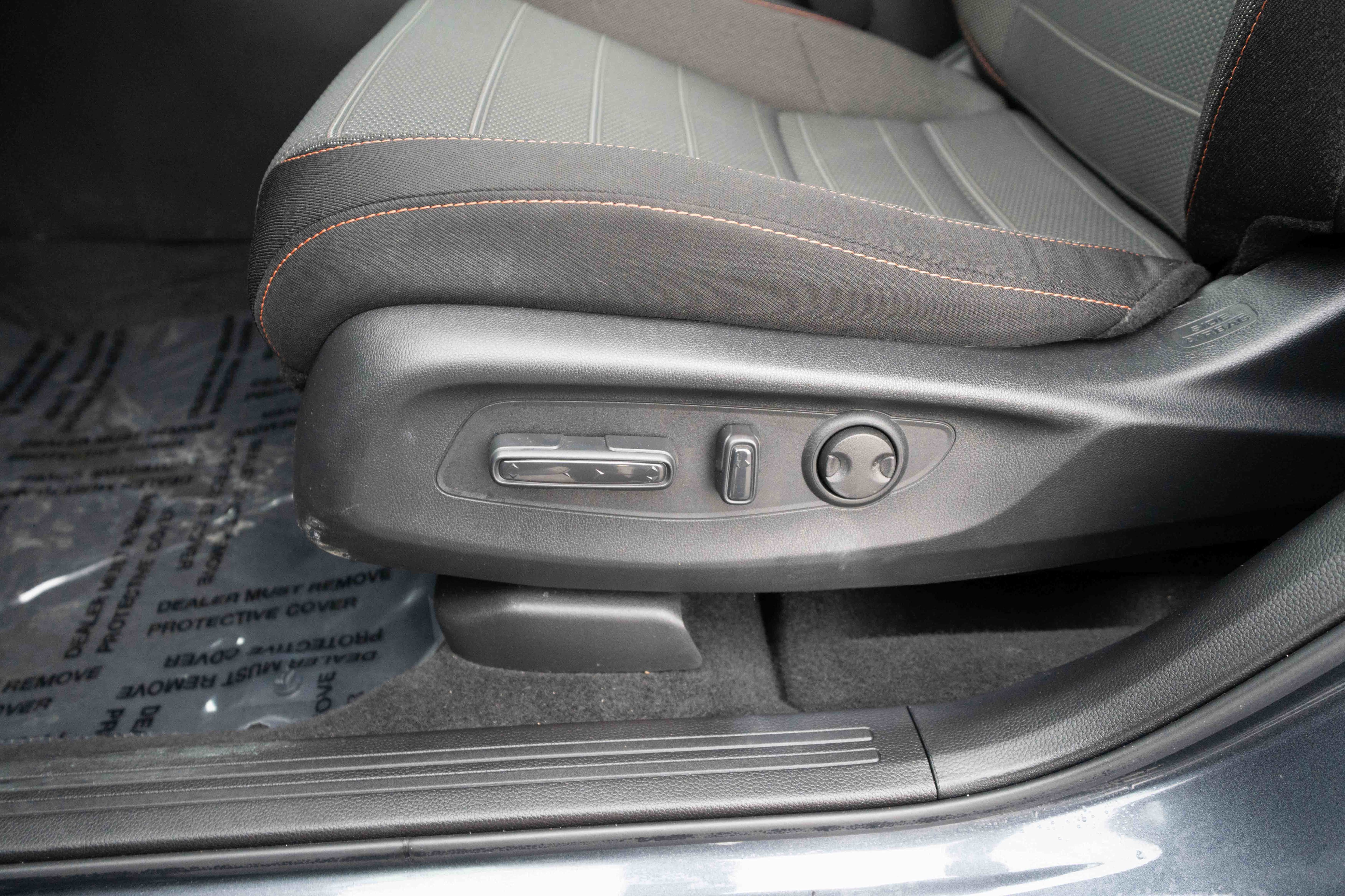 Certified 2025 Honda CR-V Sport image 12