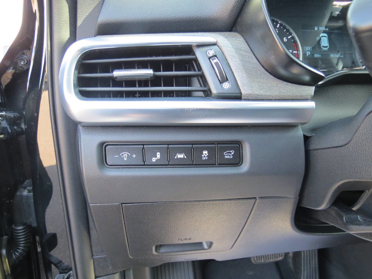 Used 2022 Kia Telluride EX w/ EX Premium Package image 11