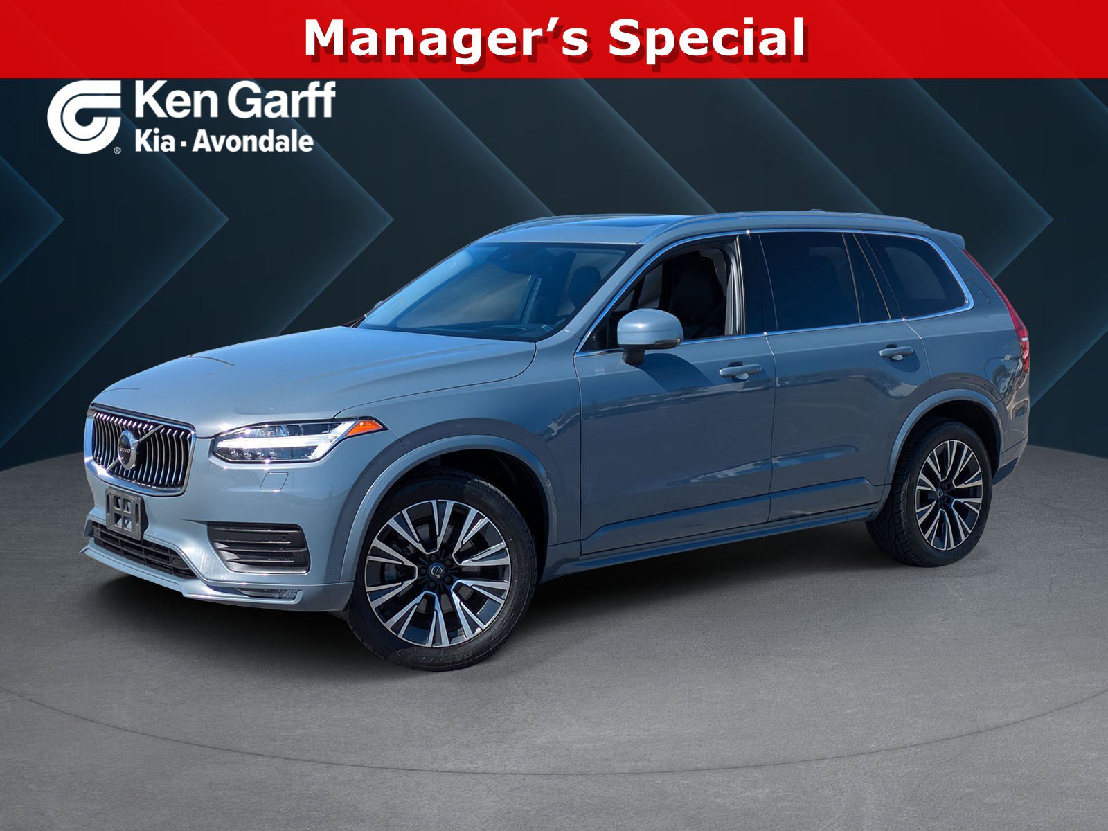 Used 2022 Volvo XC90 T5 Momentum w/ Advanced Package