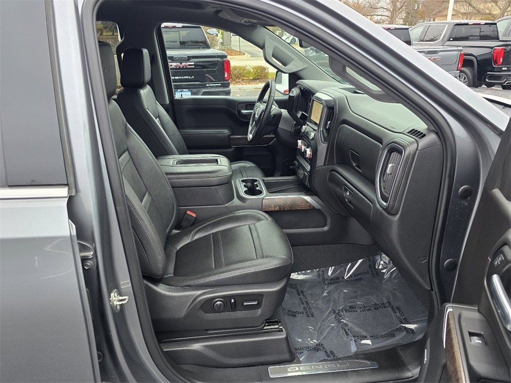 Used 2019 GMC Sierra 1500 Denali w/ Driver Alert Package II image 34
