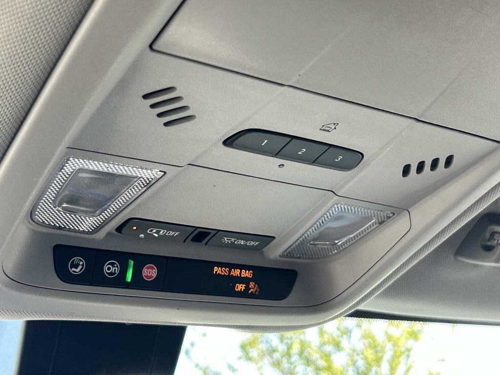 Used 2023 GMC Terrain SLT w/ Infotainment Package II AWD/4WD image 26