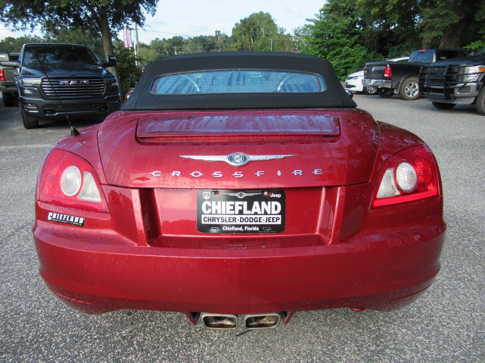 Used 2007 Chrysler Crossfire Convertible w/ Special Edition Group RWD image 6