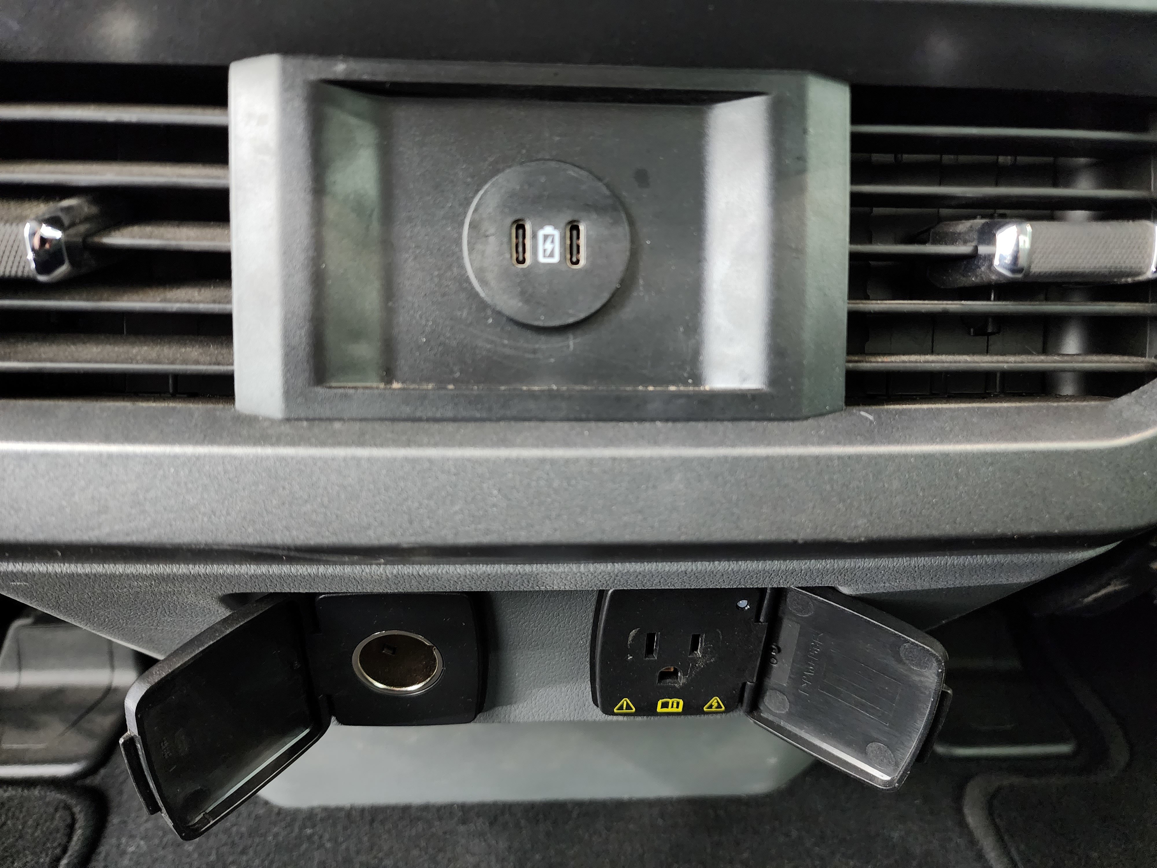 Used 2023 Ford F250 XLT w/ Tremor Off-Road Package image 41