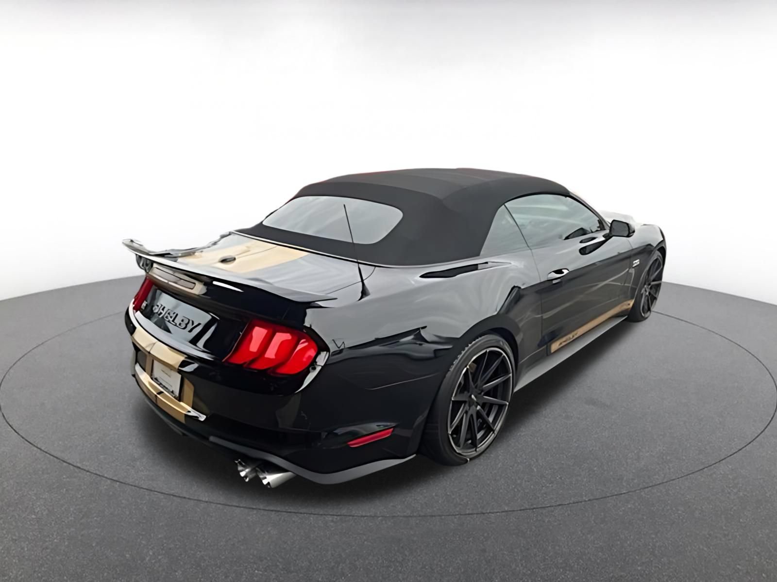 Used 2022 Ford Mustang GT Premium w/ GT Performance Package RWD image 4